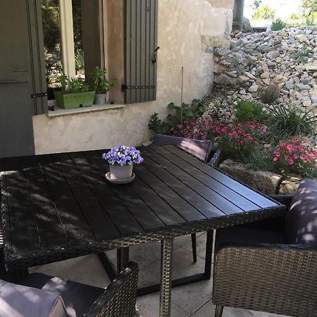 Juste Derriere Chez Nous Villa Boulbon Exterior foto